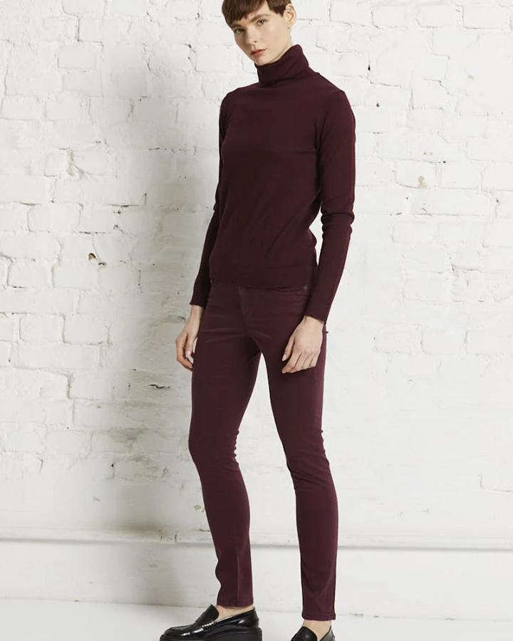 594 - Black Wine