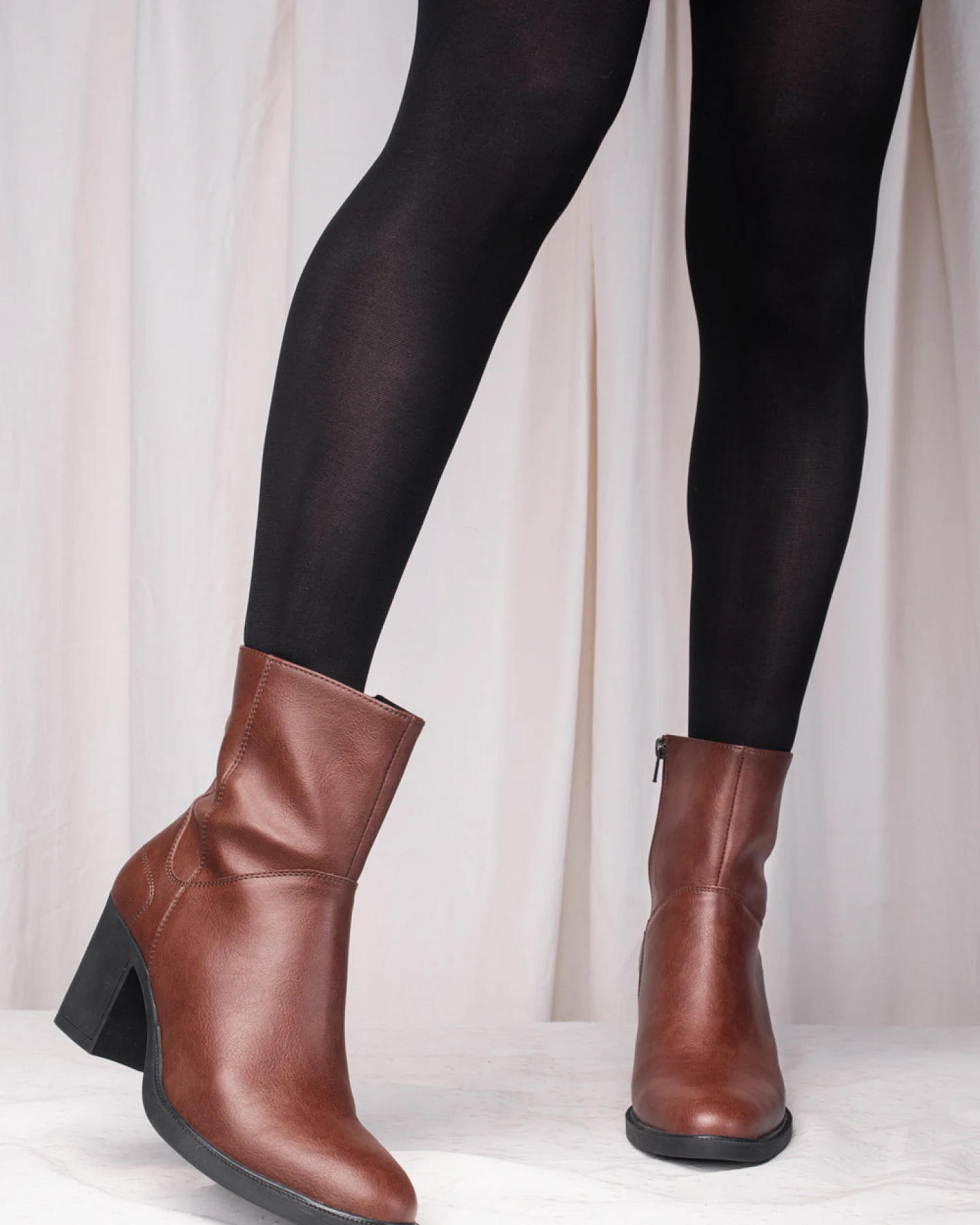 NAE Damen vegan Stiefel Alicia Veganes Öko-Leder Braun – Ansicht 2