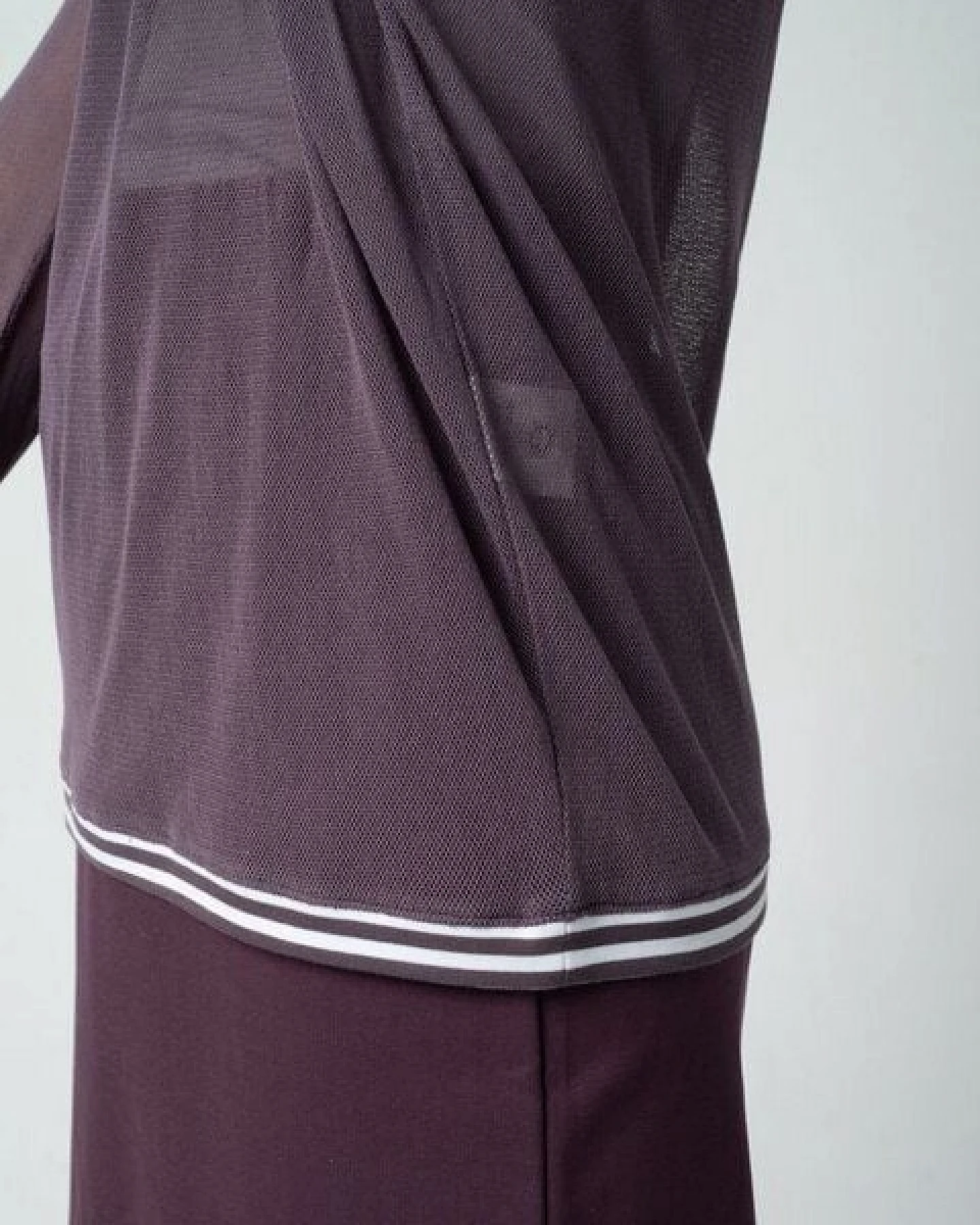 Alma & Lovis Tüllshirt im Oversized-Look aus Bio-Baumwolle – Ansicht 3