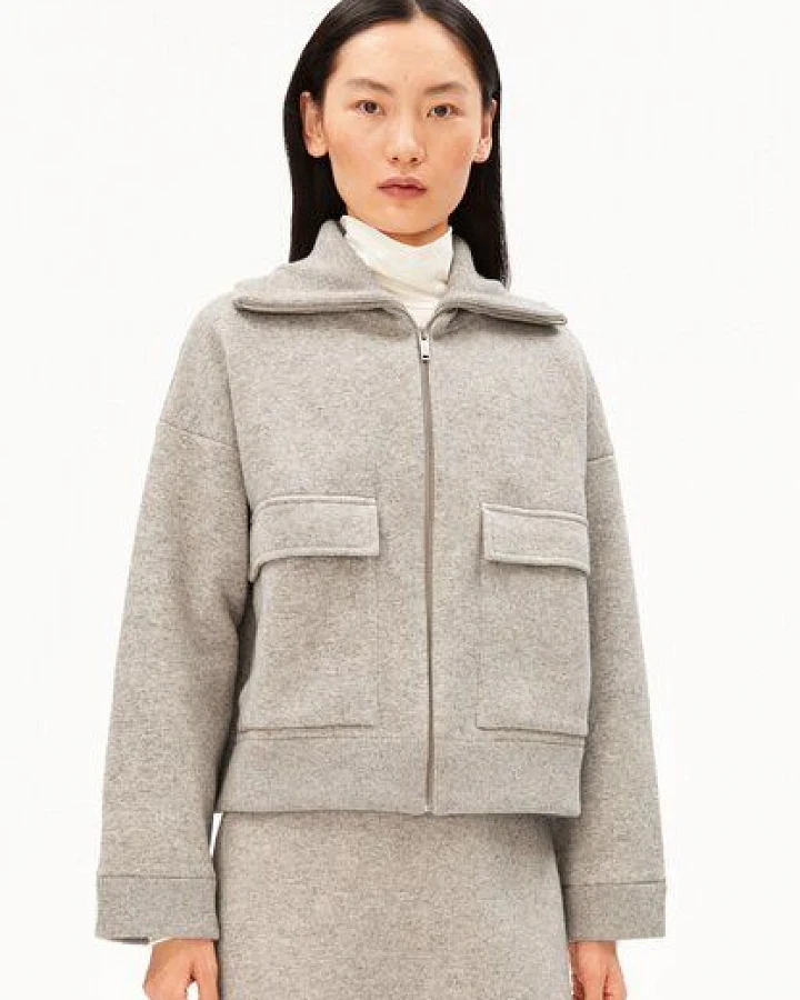 Produktseite: ARMEDANGELS OVERSIZED Damen Strickjacke aus Bio-Baumwoll-Mix