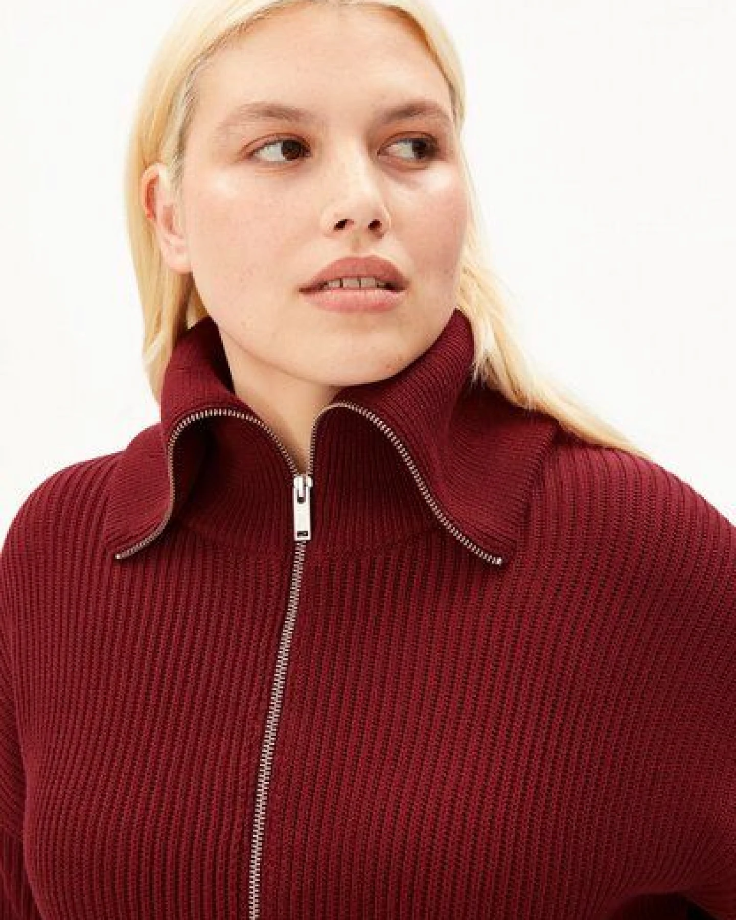 ARMEDANGELS VANISÉ RIB Damen Strickpullover aus 100% Bio-Baumwolle – Ansicht 3