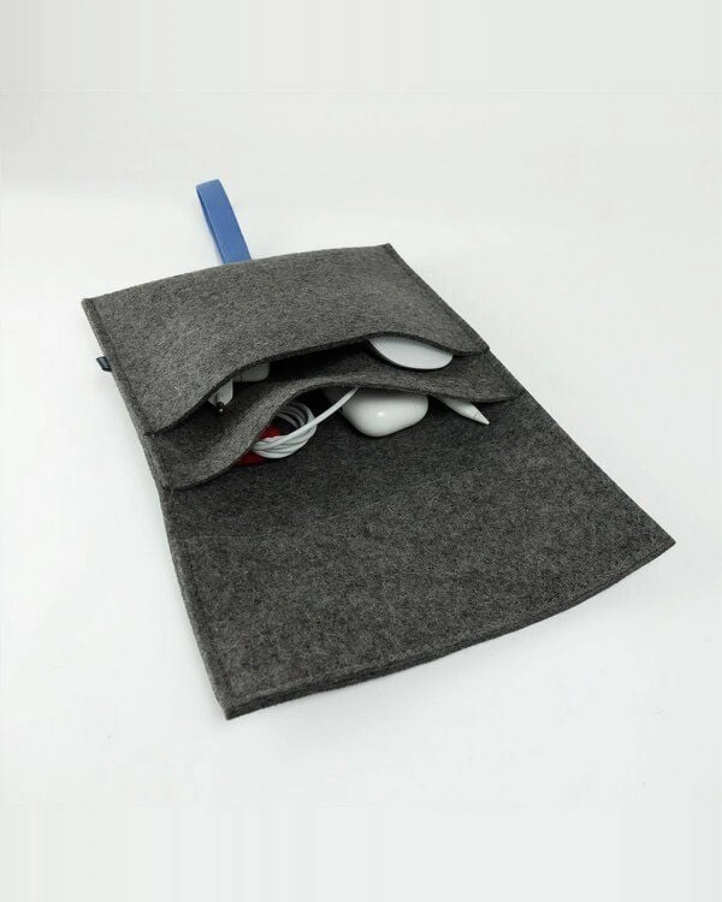 matilda k. manufaktur Minimalistische Kabeltasche – Ansicht 3
