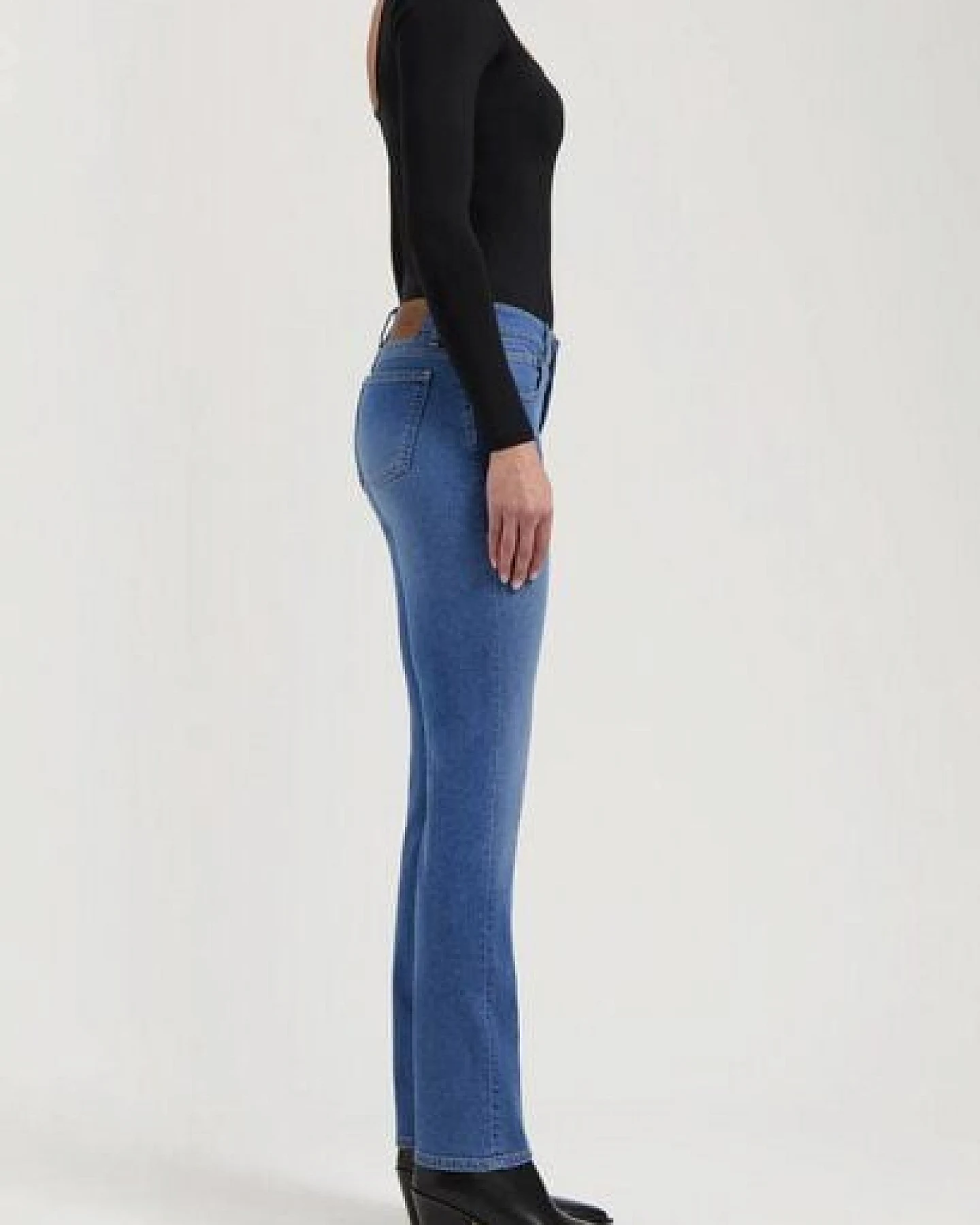 MUD Jeans Jeans Slim LOGAN High Fit aus einem Baumwolle / Tencel Mix – Ansicht 2