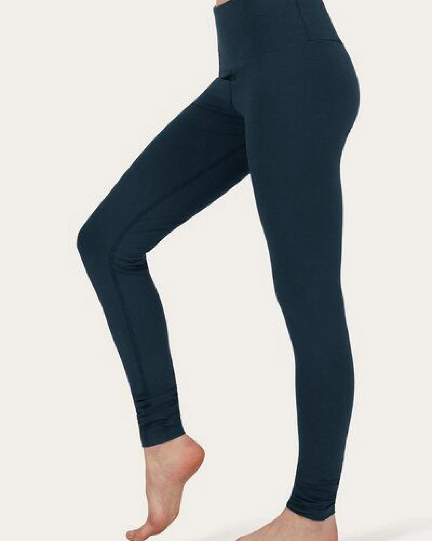 Urban Goddess Yoga Leggings mit Bambus Satya – Active Yoga Wear – Ansicht 3