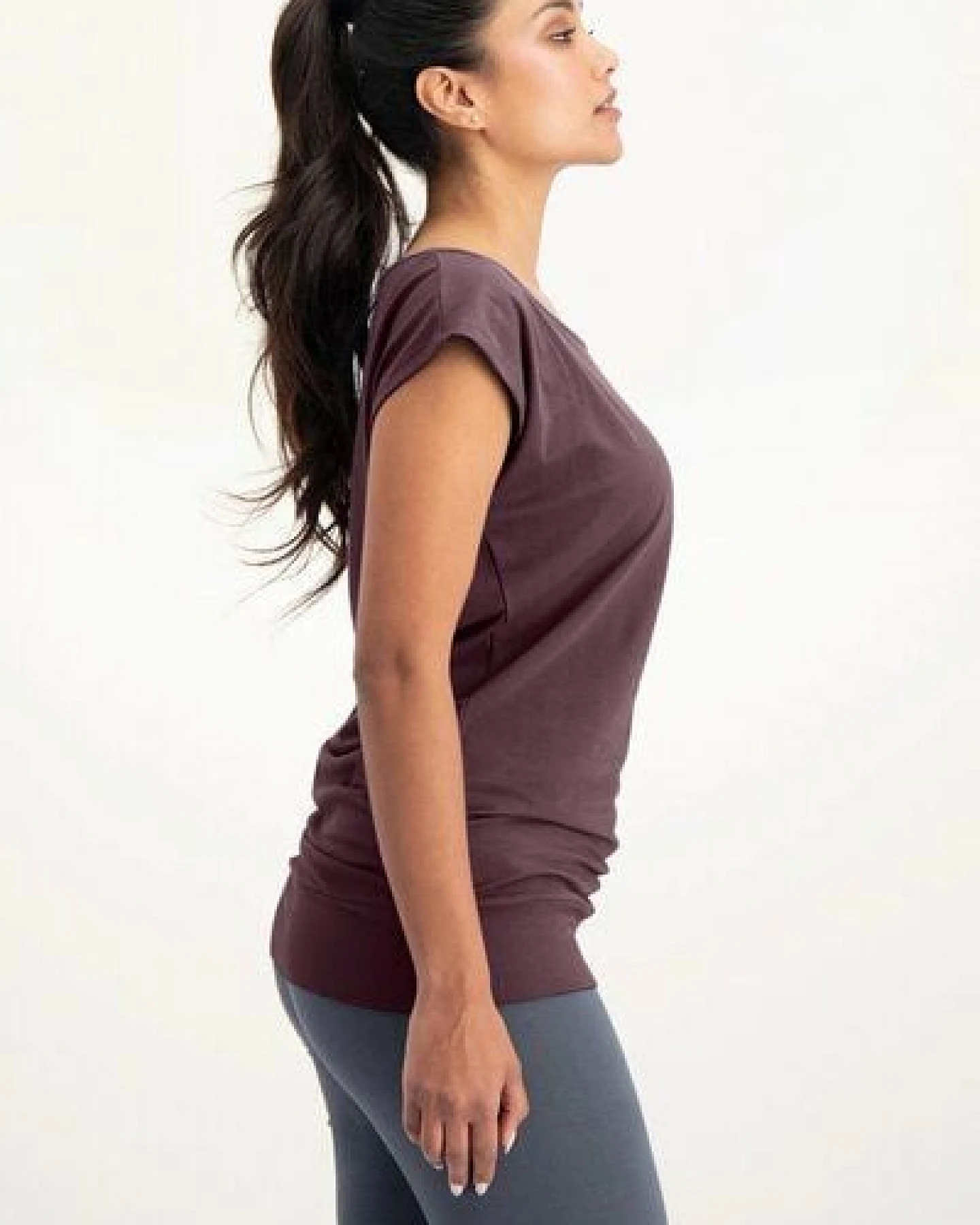 Urban Goddess Lockeres Asana-Yoga-Shirt – Ansicht 2