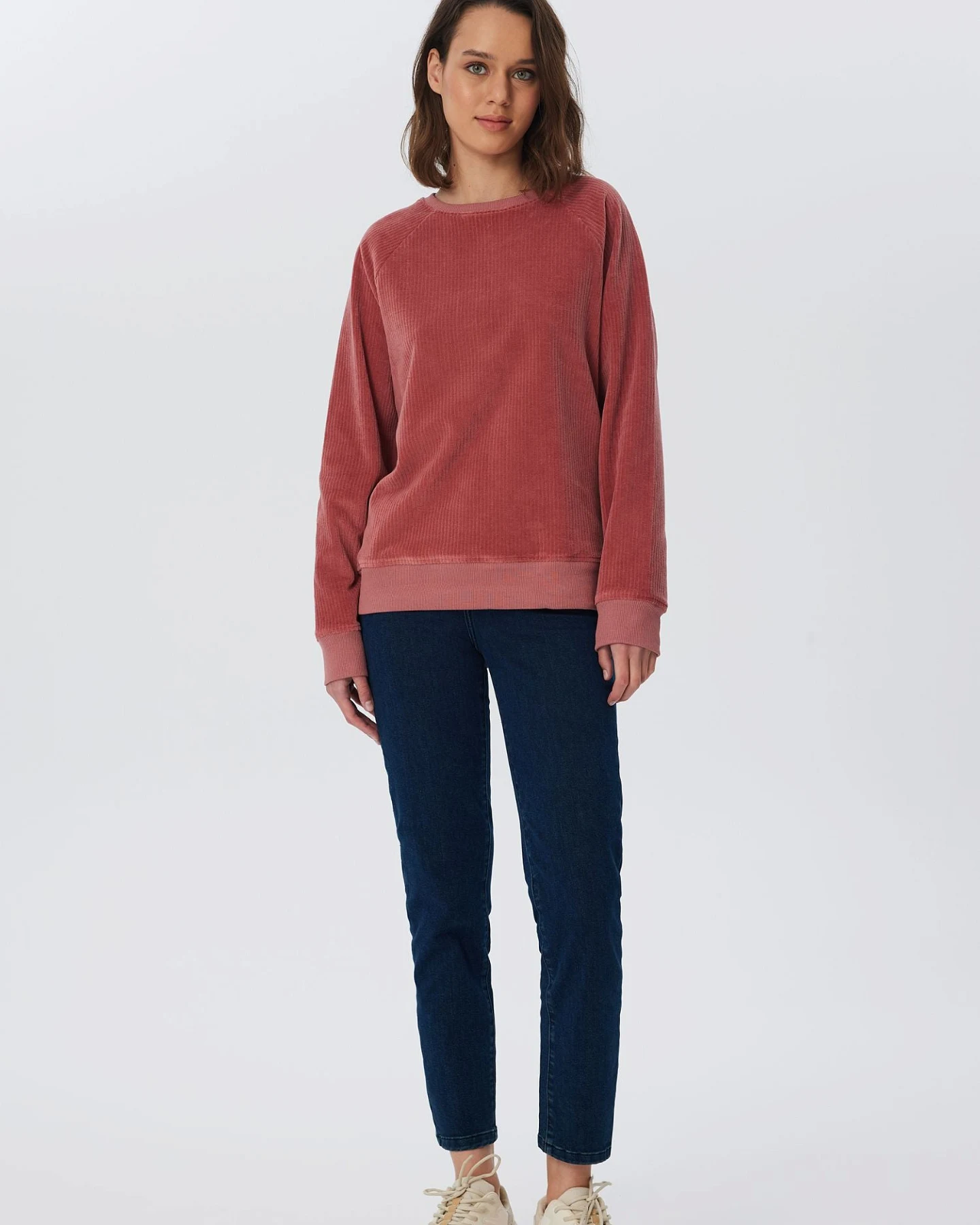 Leela Cotton Damen vegan Sweatshirt Aus Cord Dunkel Lila – Ansicht 2