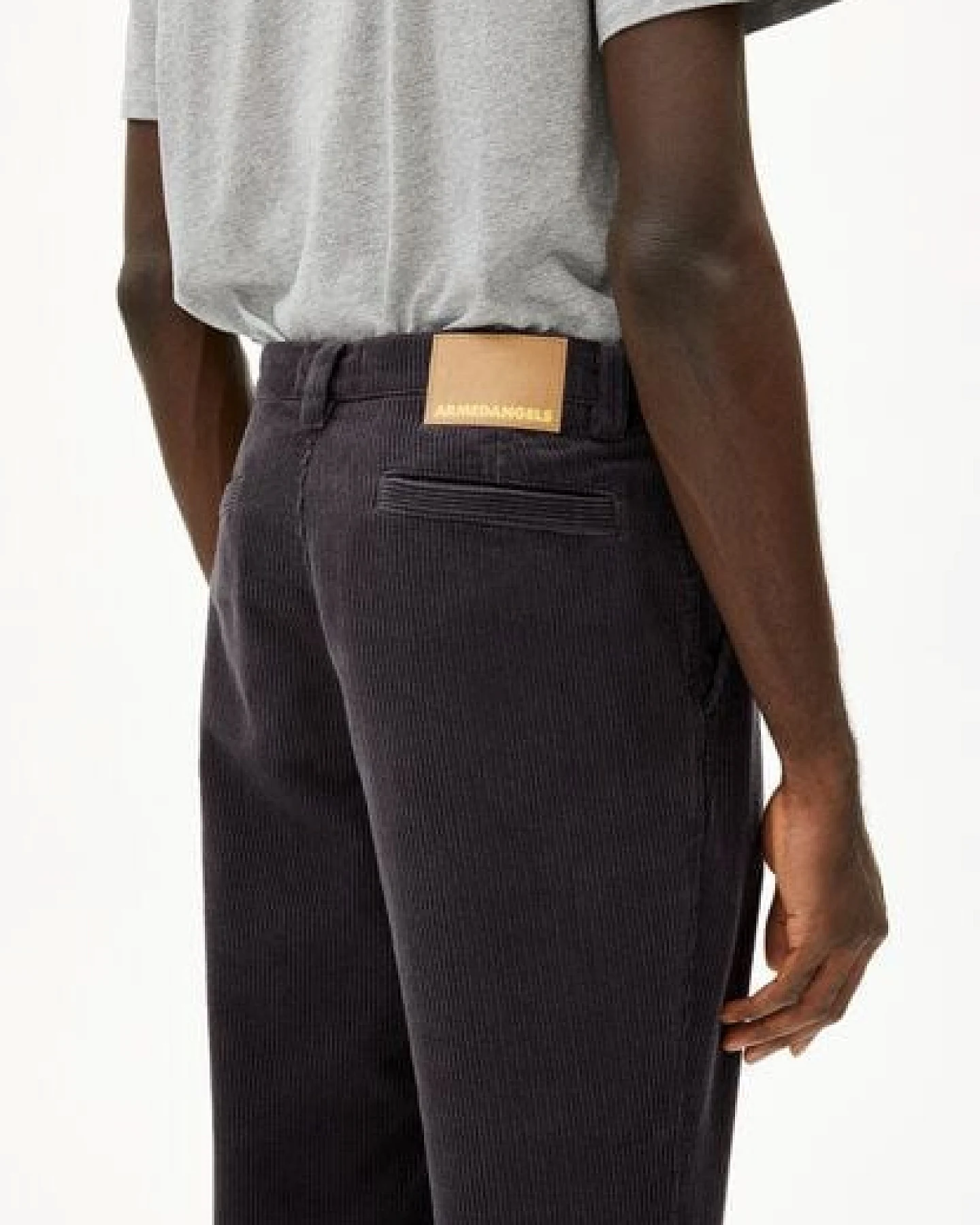 ARMEDANGELS ARAANIO Herren Webhose aus Bio-Baumwoll Mix – Ansicht 3