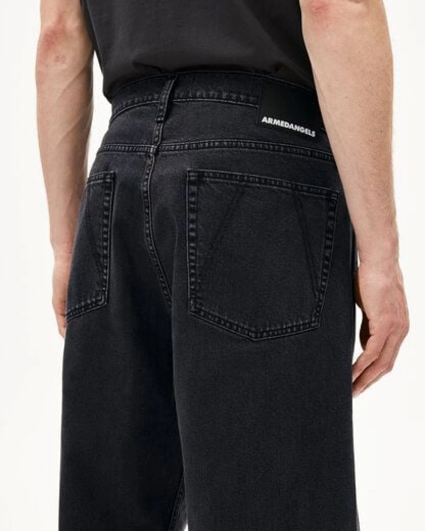 ARMEDANGELS JAAMEO Herren Wide Leg Mid Waist aus recycelter Baumwolle – Ansicht 3