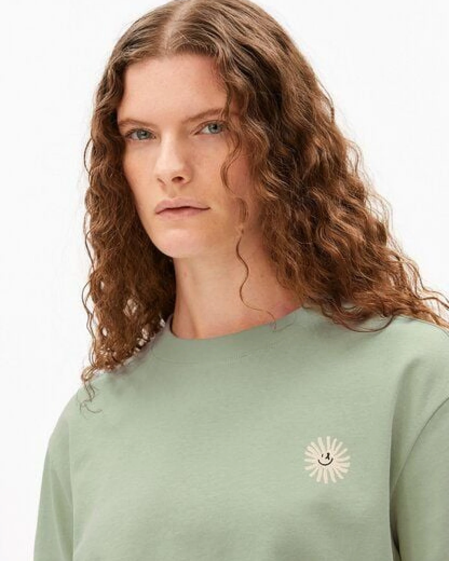 ARMEDANGELS TARJAA GRAPHIC Damen T-Shirt aus 100% Bio-Baumwolle – Ansicht 3