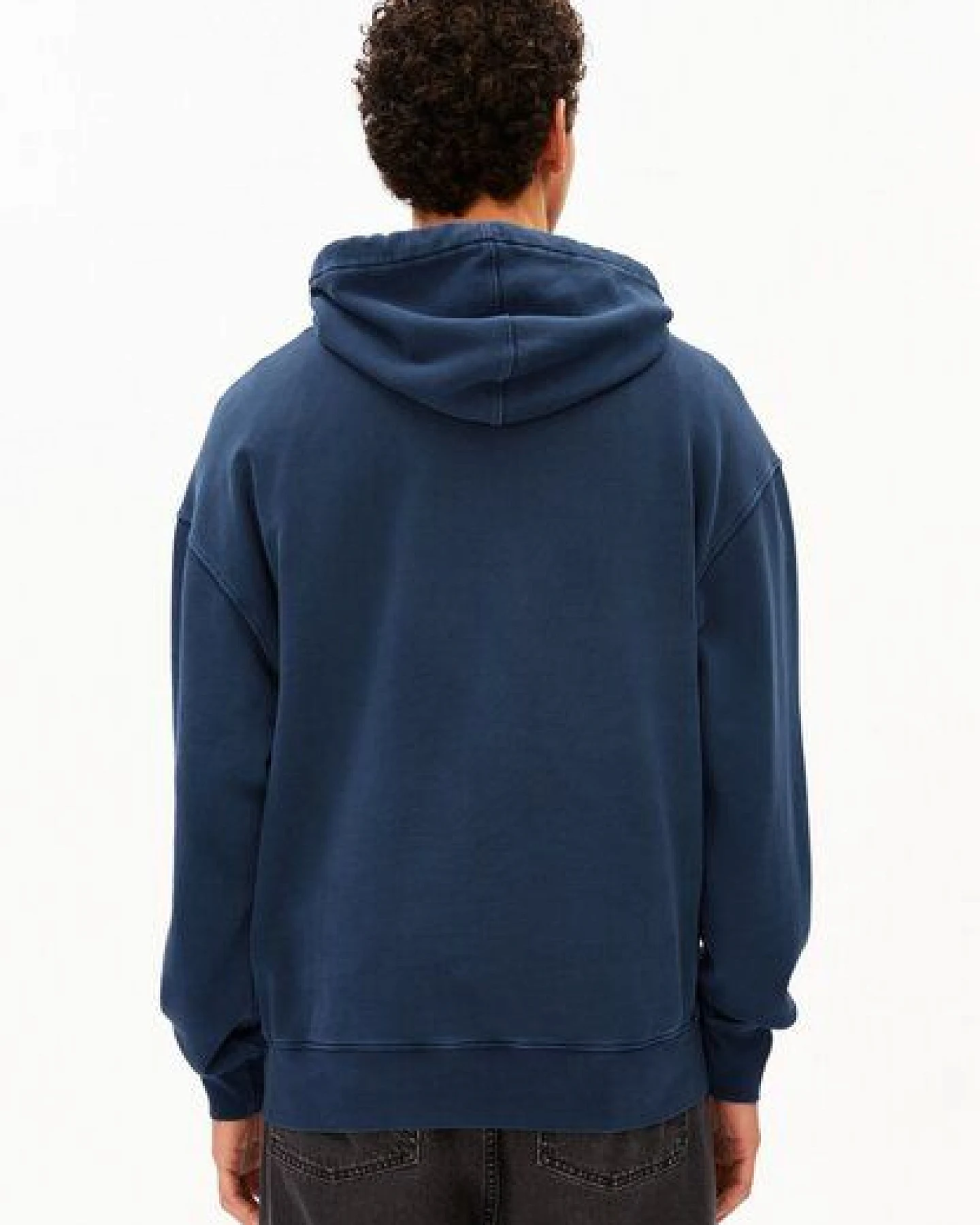 ARMEDANGELS ICONIC Å KIRAAN GMT DYE Herren Sweatshirt aus Bio-Baumwolle – Ansicht 2