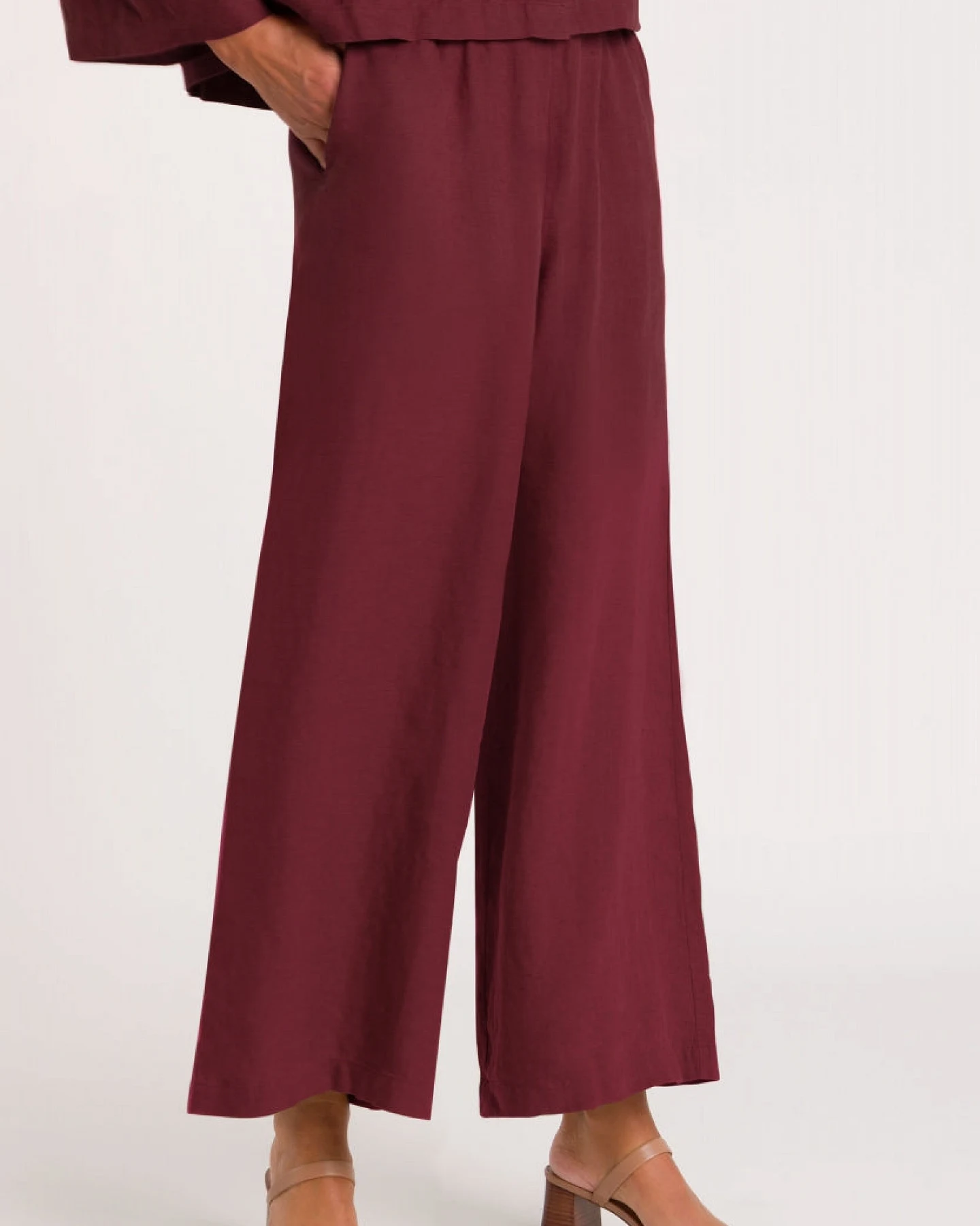 Kings of Indigo Damen vegan Hose Hazel Ruby Wine – Ansicht 2
