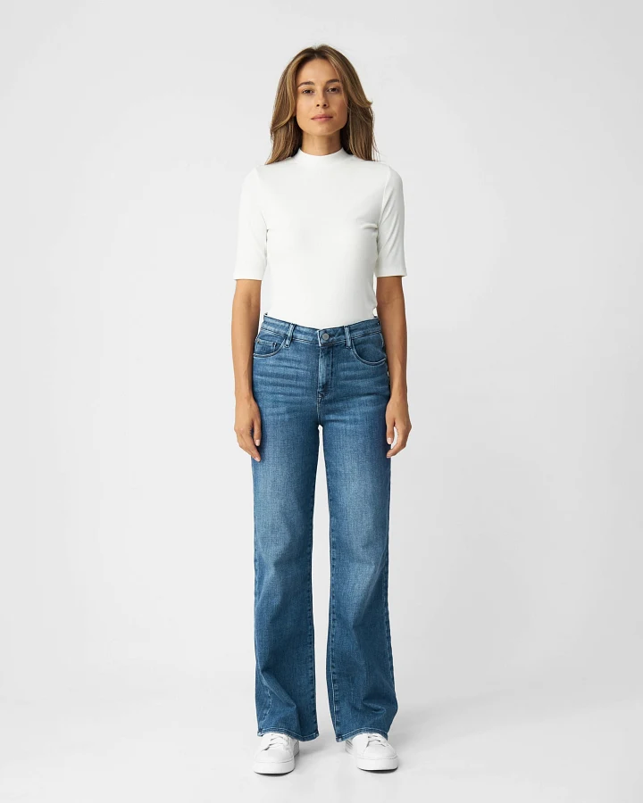 DEW Flared Soft Denim - Classic - Medium Blue