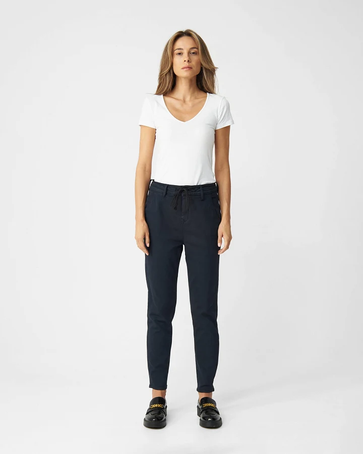 SUNSHINE Tapered Cozy Color Denim - Jogger - Black