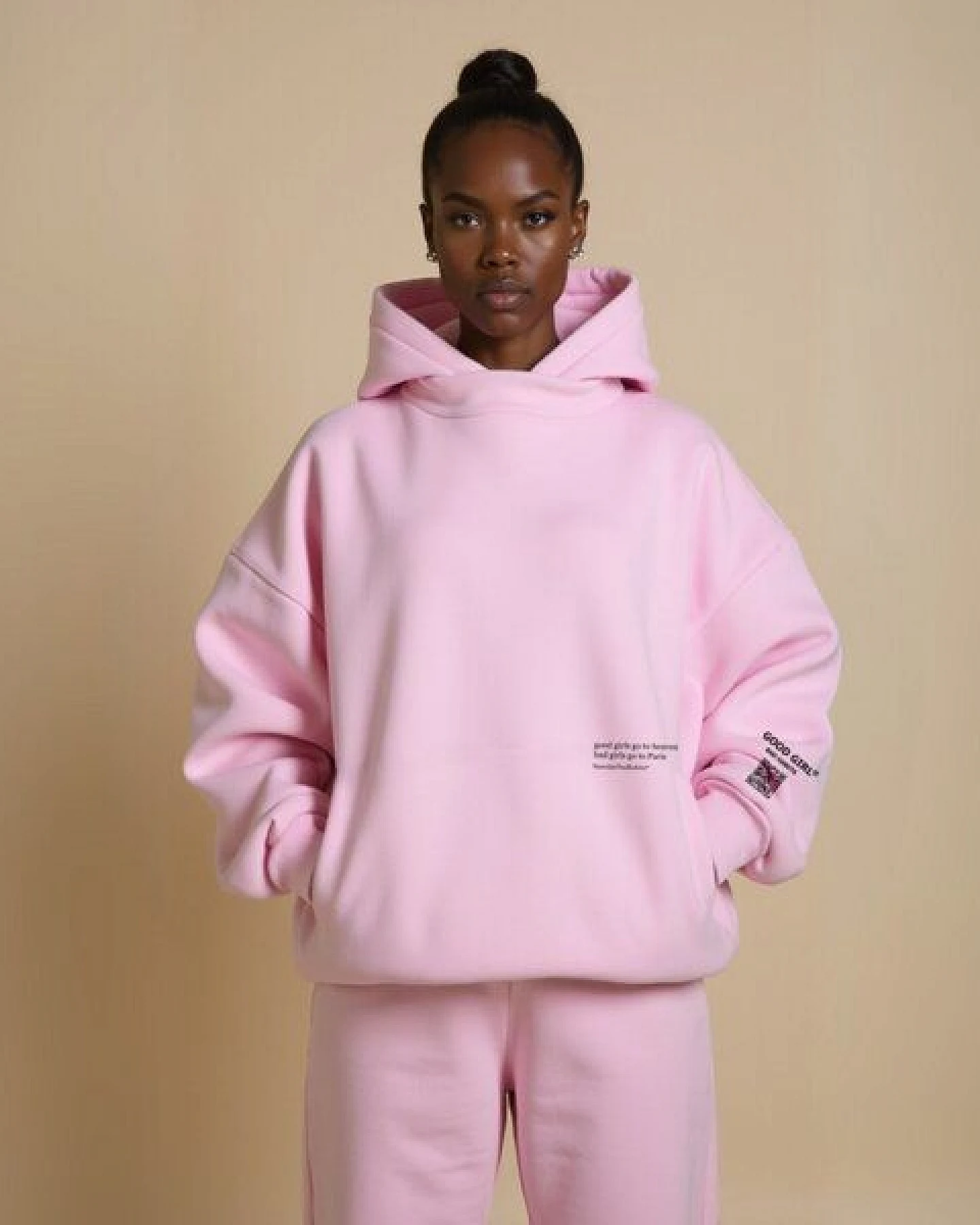 GOOD GIRL BAD HABITS Hoodie "BAD GIRLS GO TO PARIS" – Ansicht 2
