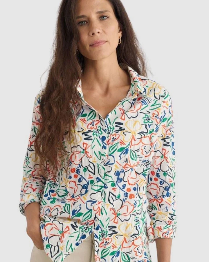 Larissa Shirt