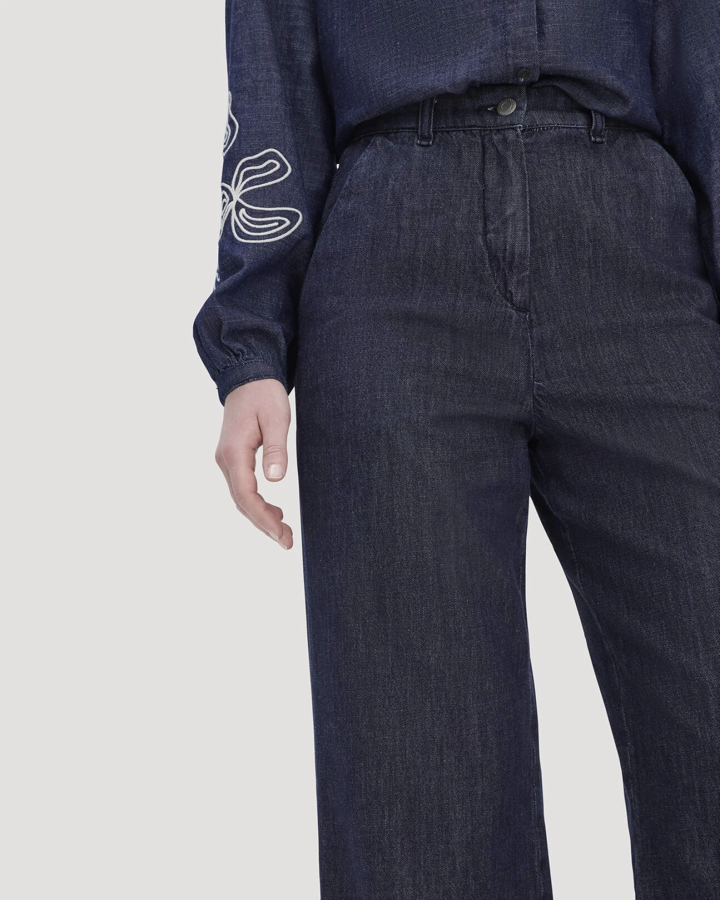 hessnatur Damen Jeans ENNELIE Culotte Wide Leg aus Bio-Denim mit Kapok - blau - Größe 27/29 – Ansicht 3