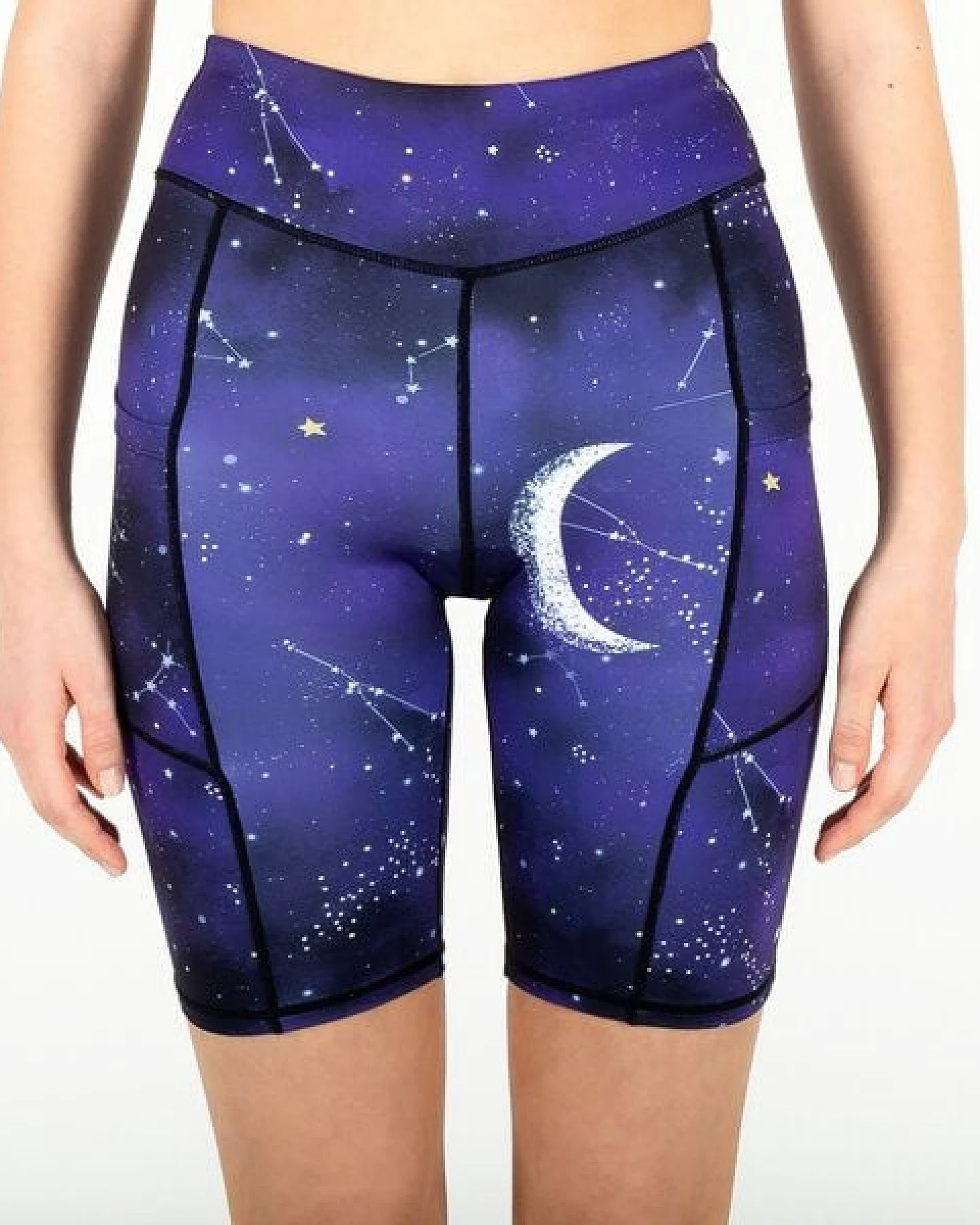 Yoga Hero Biker Shorts mit drei Eingrifftaschen – Ansicht 3
