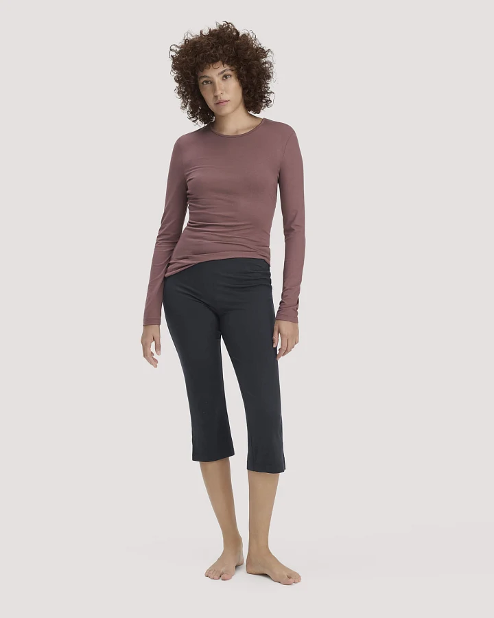 hessnatur Damen Caprihose PURE FLOW aus TENCEL™ Modal - schwarz - Größe 34