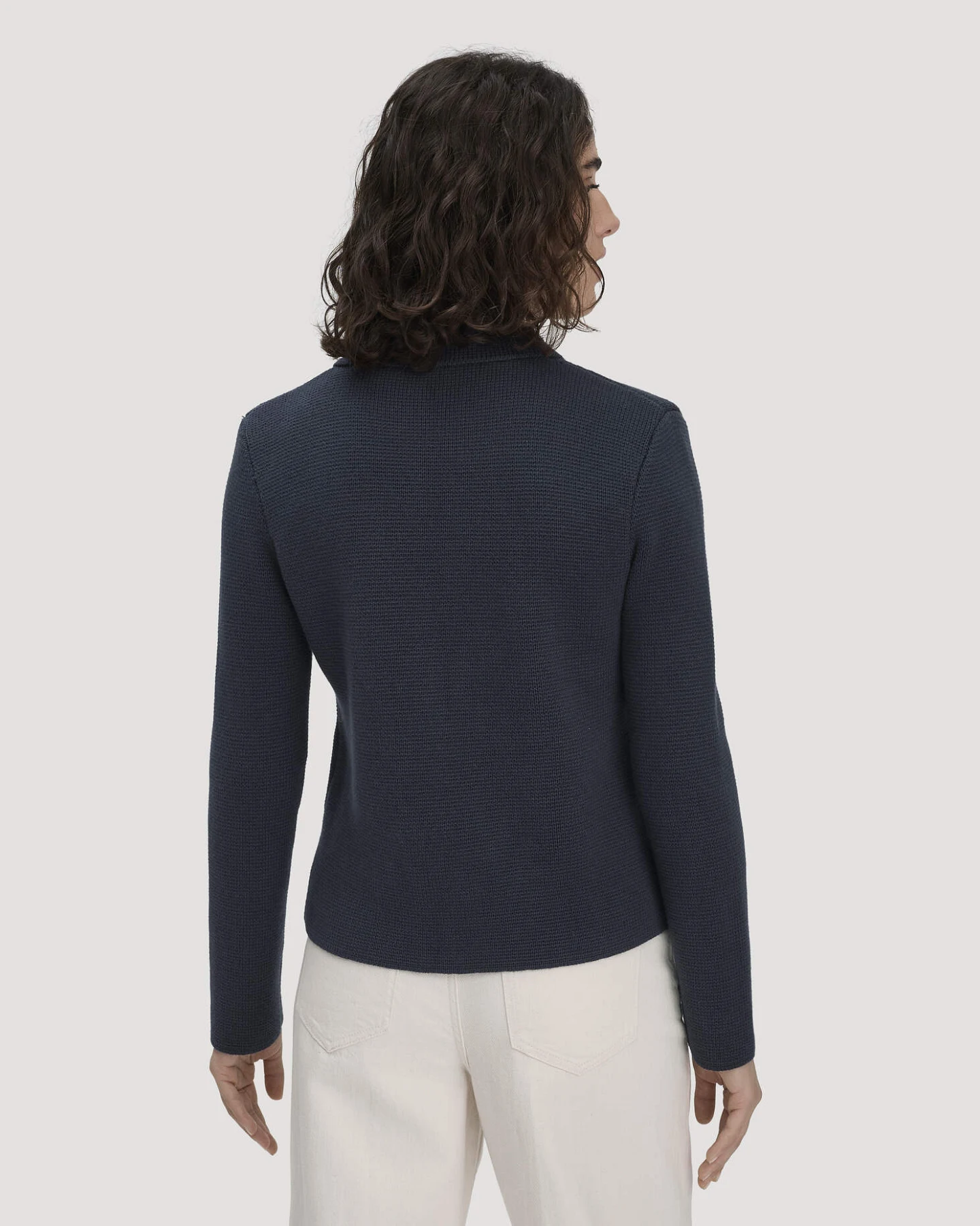 hessnatur Damen Strick Blazer Regular aus Bio-Baumwolle mit Merinowolle - blau - Größe XS – Ansicht 3