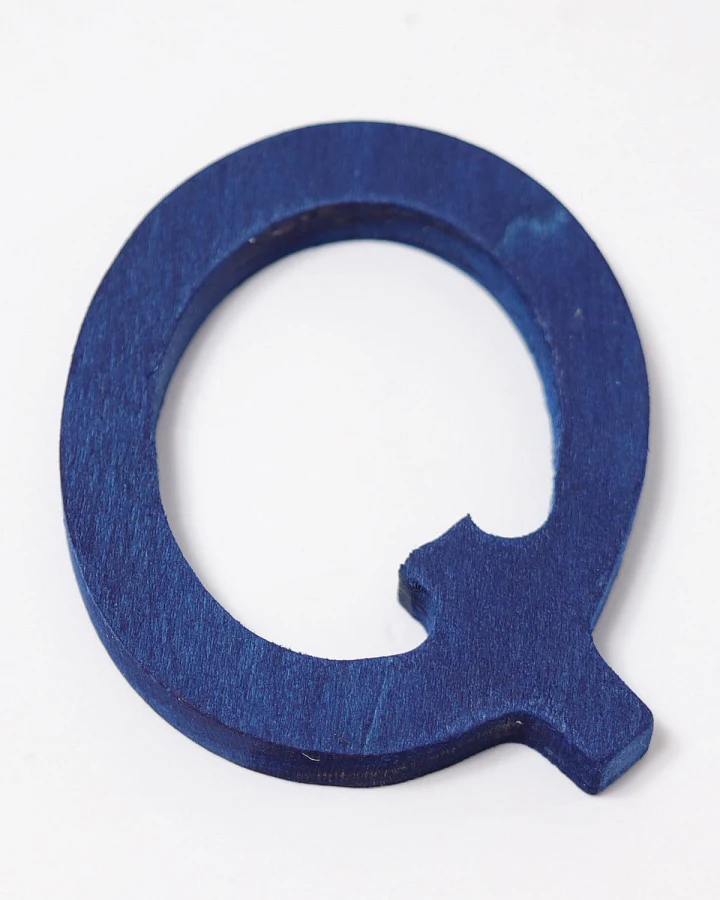 Grimms - Holzbuchstabe Schulschrift Q