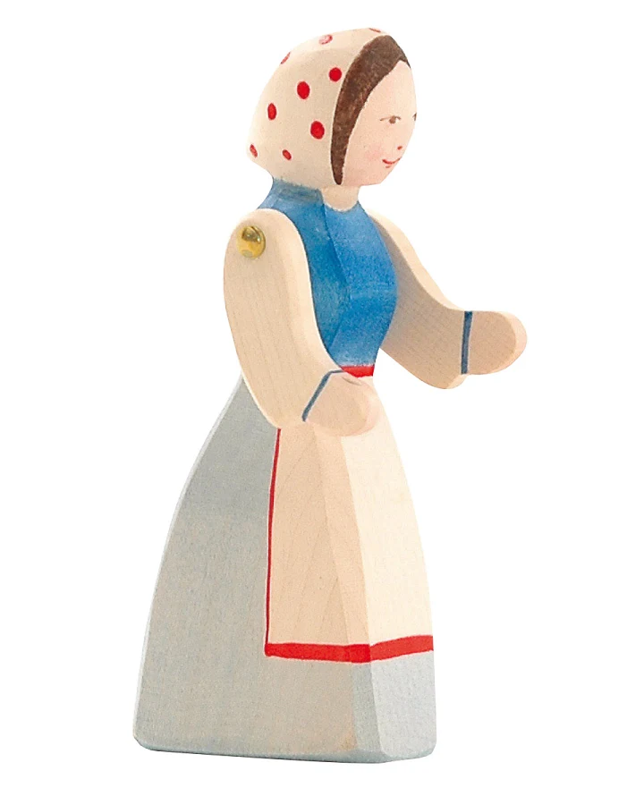 Ostheimer - Holzfigur Bäuerin