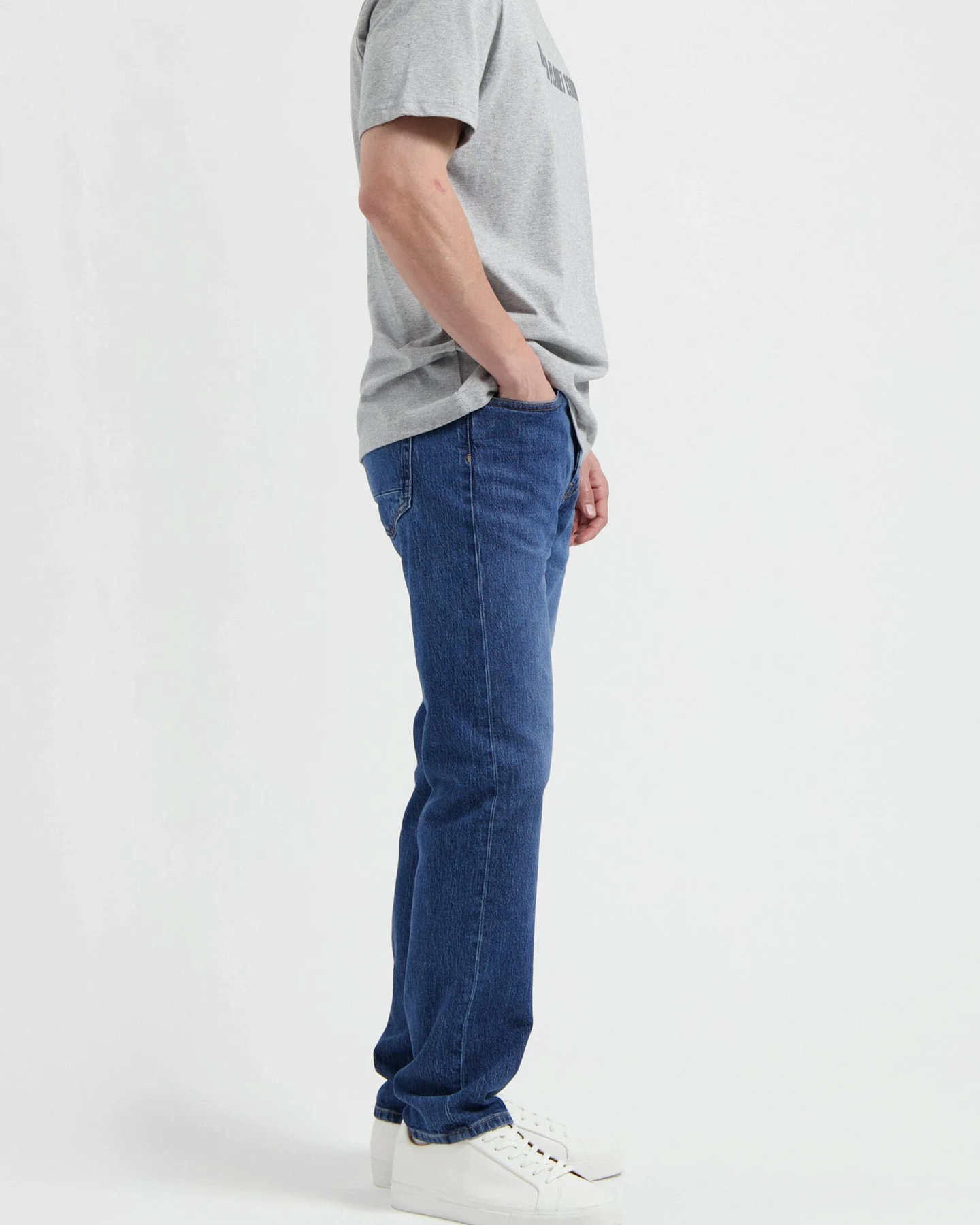 MUD Jeans Herren vegan Jeans Mid Tapered Hank Medium Stone – Ansicht 2