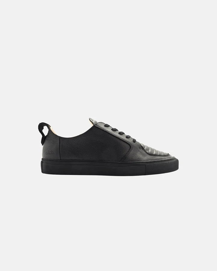 Argan Low All Black
