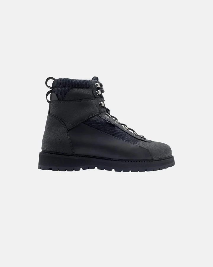 Pine Carbon Vegan