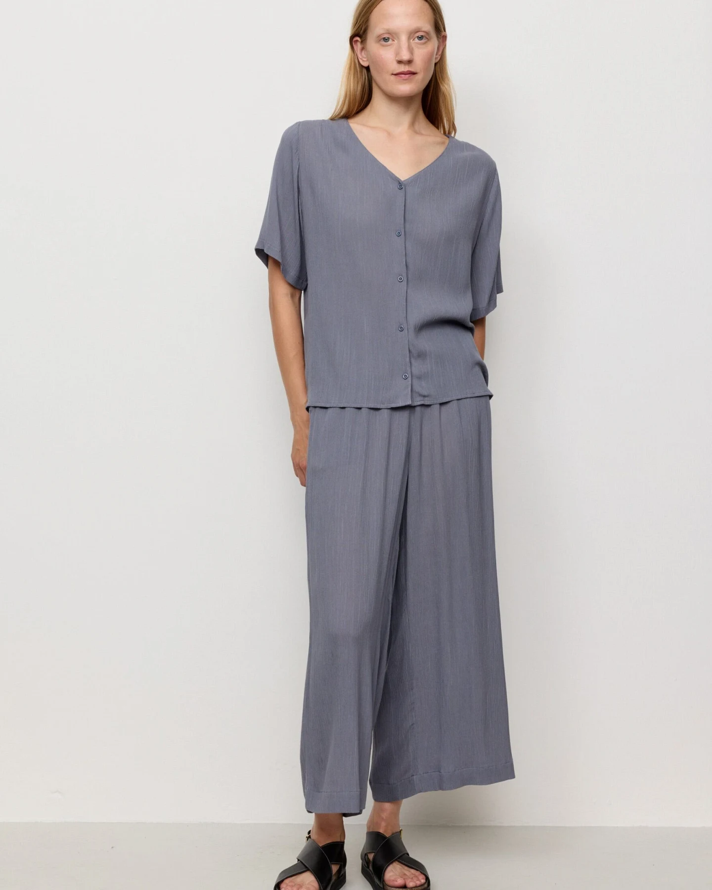 Recolution Damen vegan Bluse Spirea Taubenblau – Ansicht 2