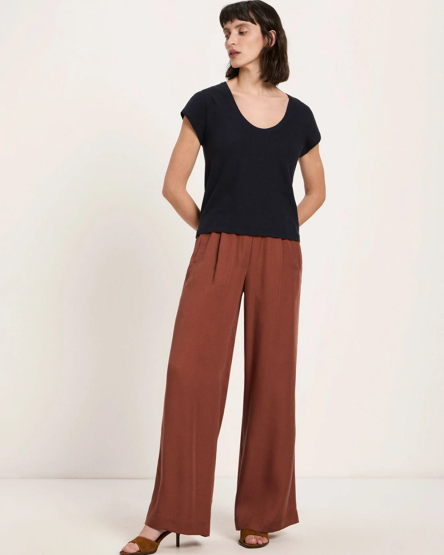 Shirt mit tiefem Ausschnit (OCS) – Ansicht 2