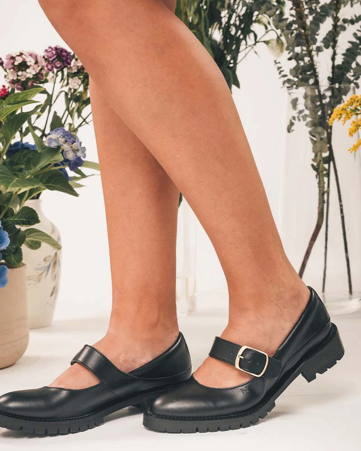 NAE Damen vegan Slipper Emisa Veganes Öko-Leder Schwarz – Ansicht 2