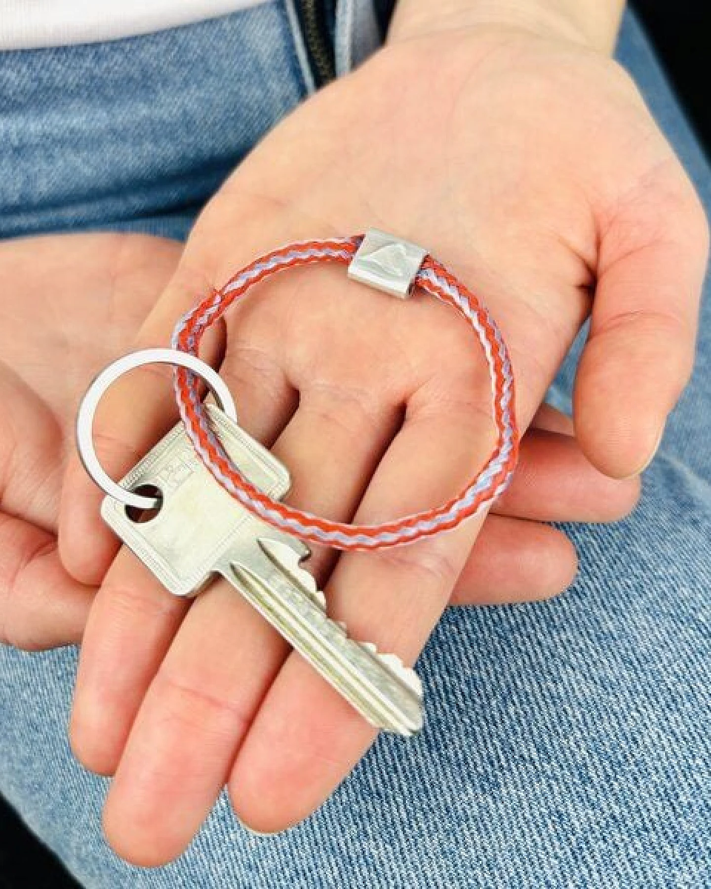 Purewater Upcycling-Schlüsselanhänger aus Geisternetzen – Ansicht 2