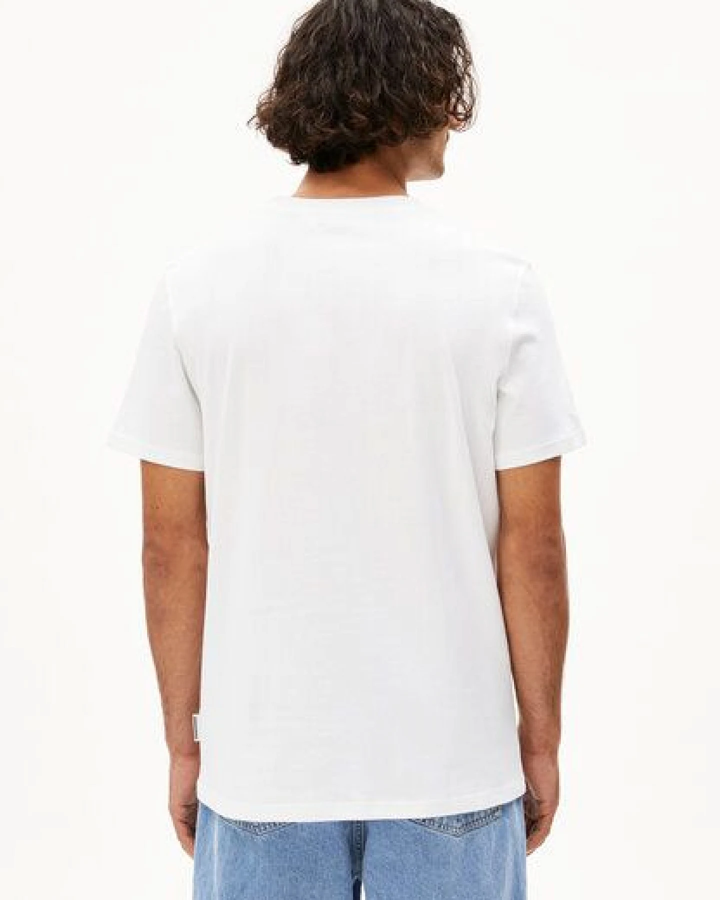 ARMEDANGELS MAARKOS Herren Heavyweight T-Shirt aus recyceltem Baumwoll Mix – Ansicht 3