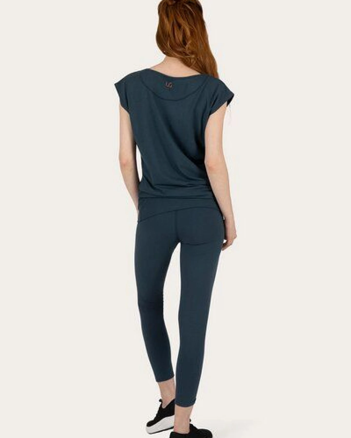 Urban Goddess Lockeres Asana-Yoga-Shirt – Ansicht 2