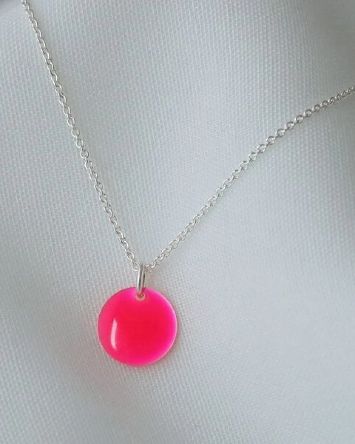 Neon Pink