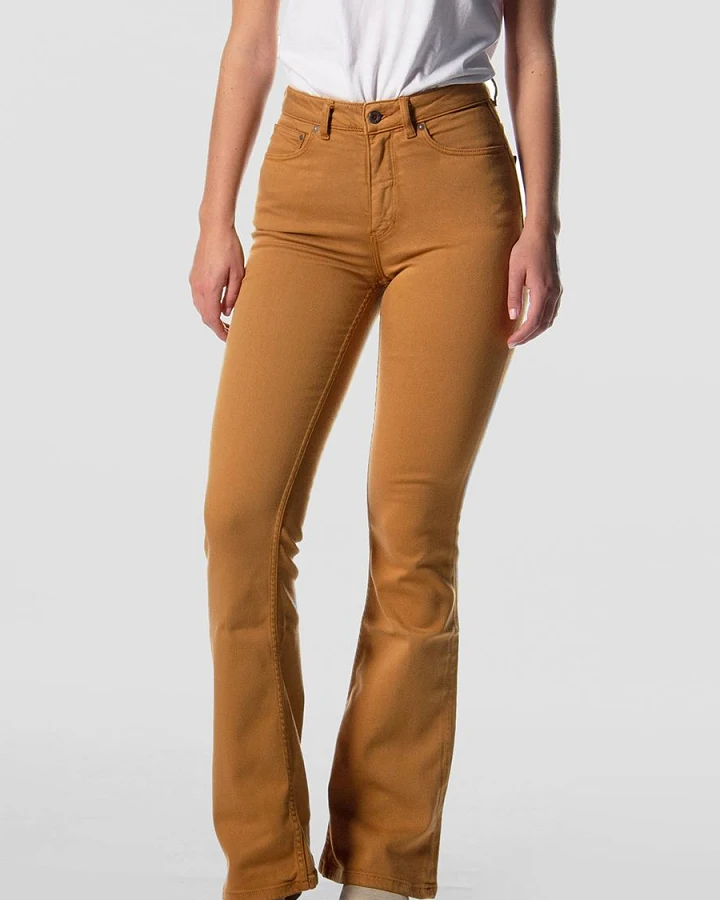 Kuyichi Damen vegan Jeans Lisette Flare Gold