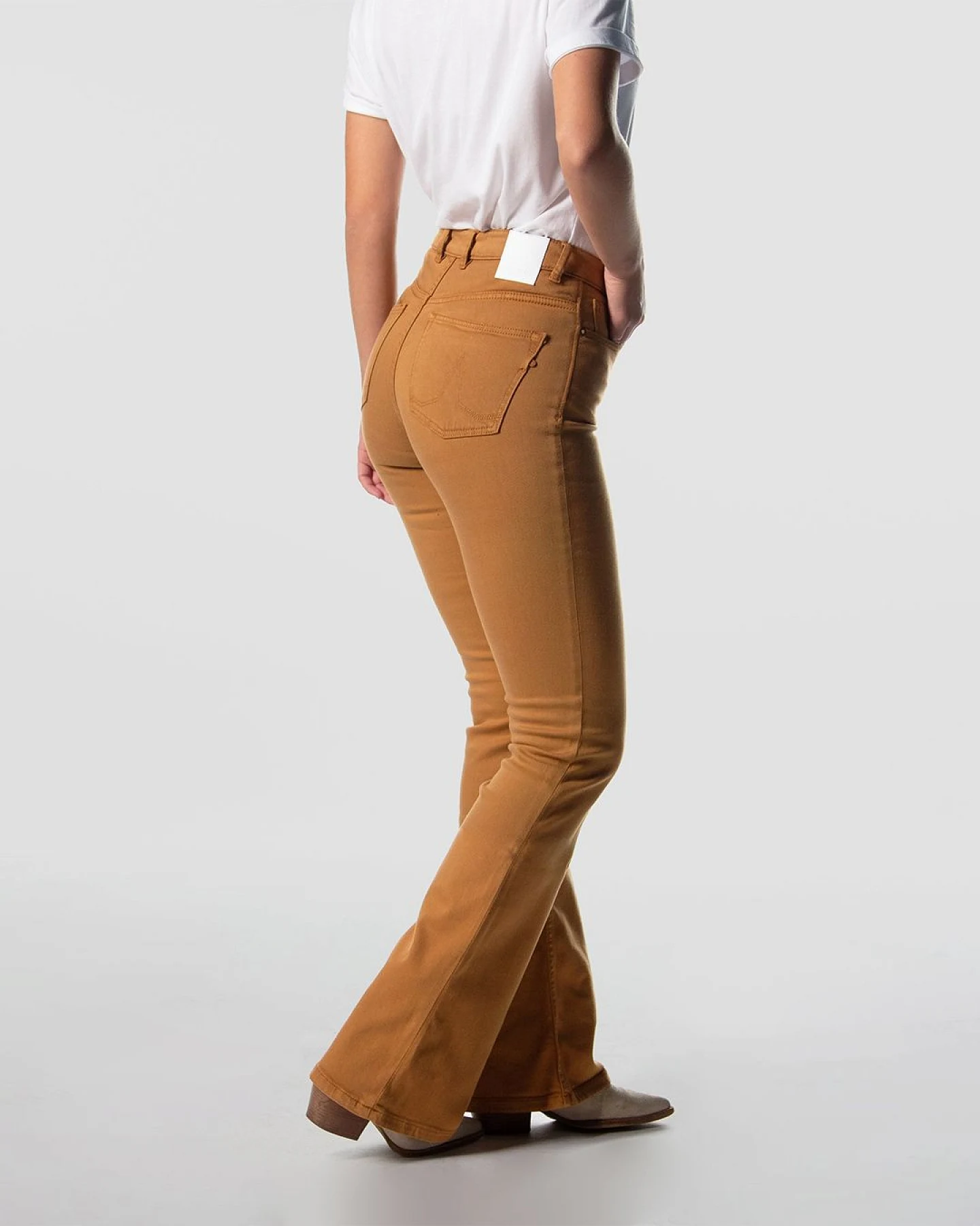 Kuyichi Damen vegan Jeans Lisette Flare Gold – Ansicht 2