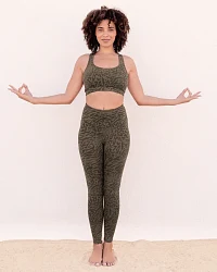 Produktseite: Jaya Organics Bra Gloria Leo - Olive Leopard M