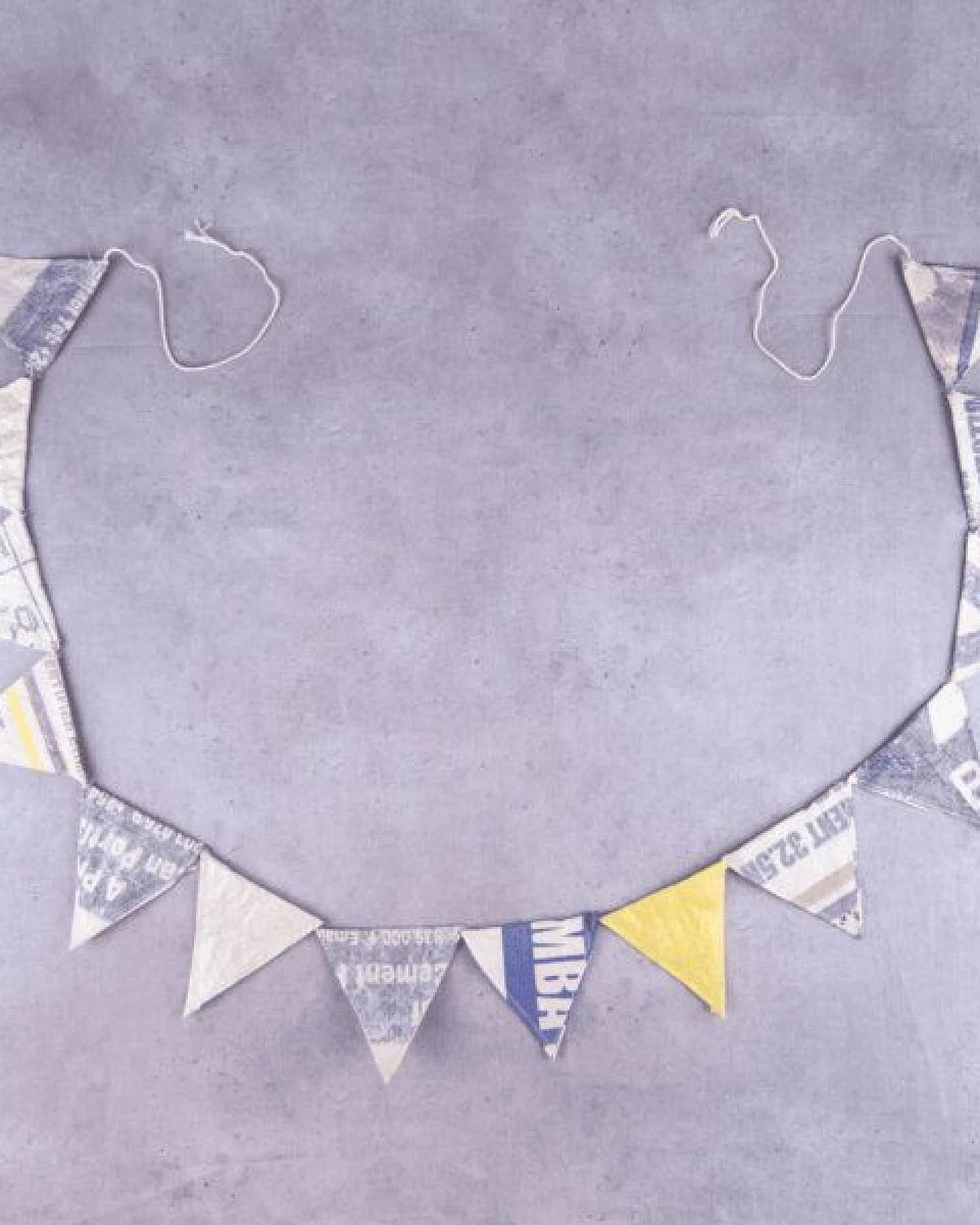 Nyuzi Blackwhite Upcycling Wimpelkette – Ansicht 2