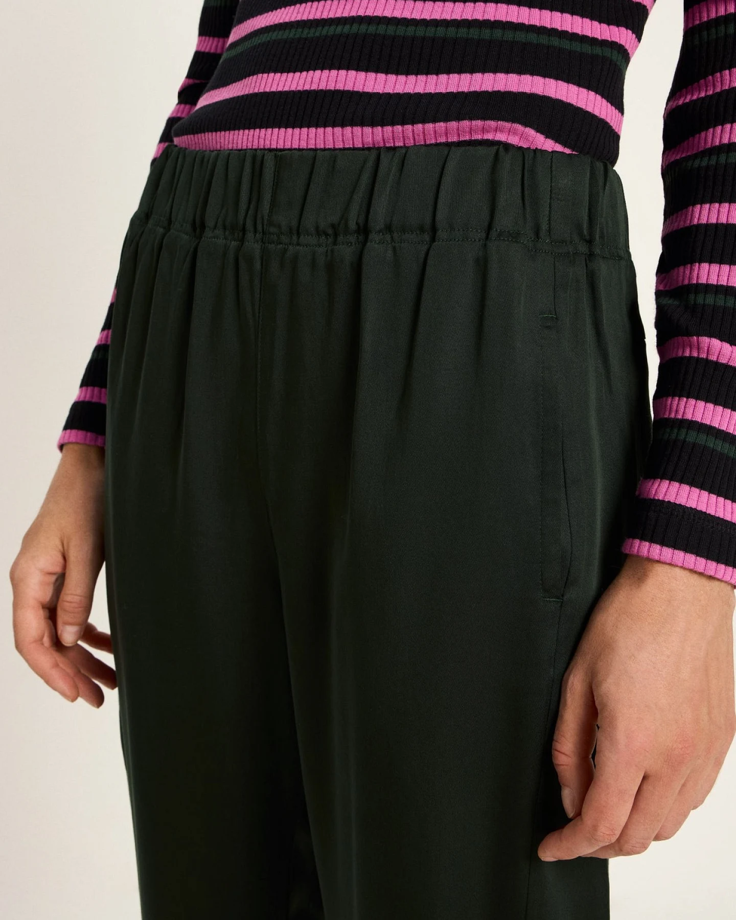 Hose Tencel Grün – Ansicht 5