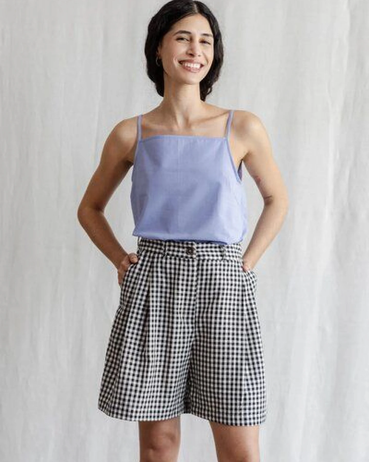 Jyoti - Fair Works Bio-Baumwoll Shorts Kamalia Kariert – Ansicht 2