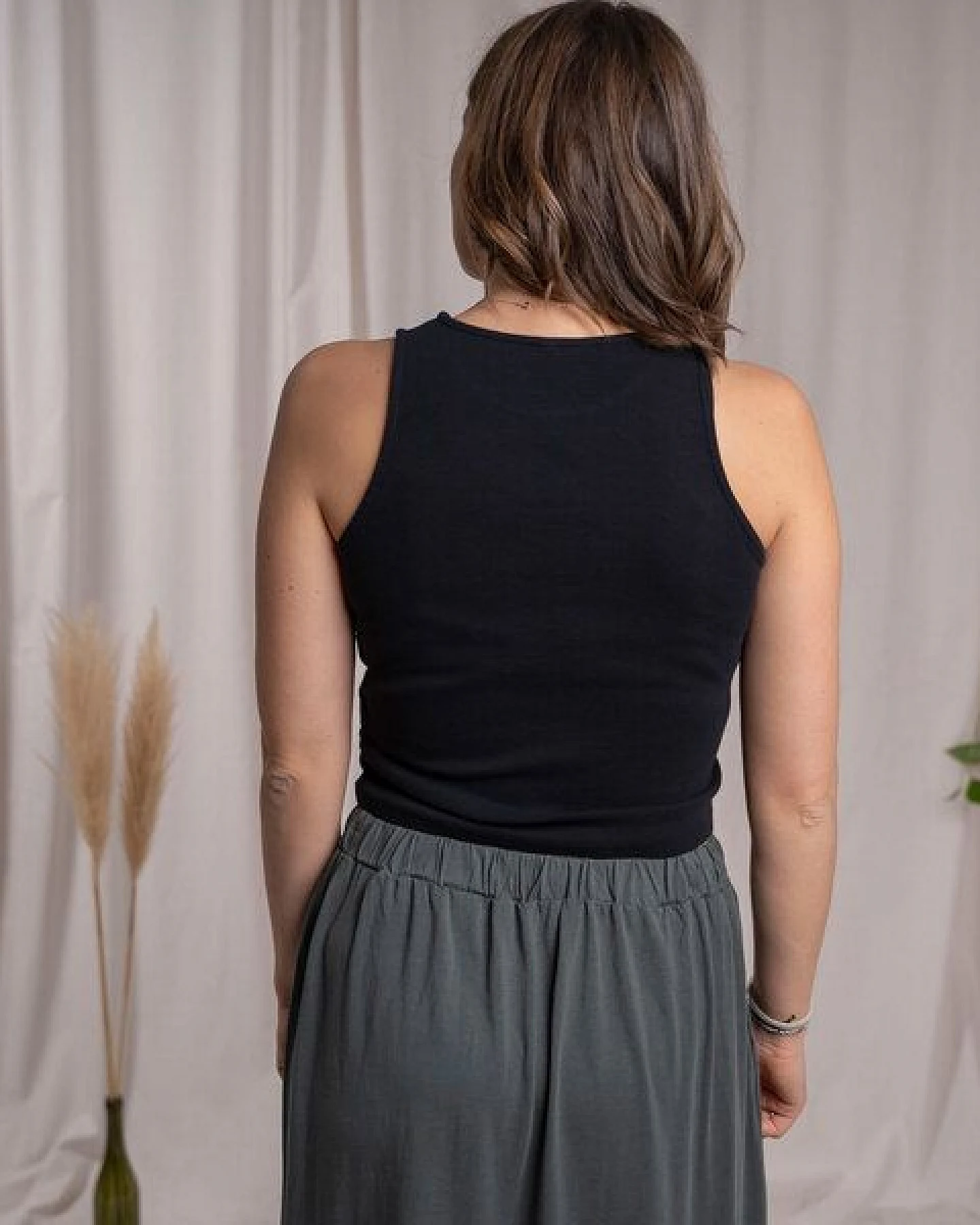 Vresh Clothing Rib Viona - Crop Top aus Biobaumwolle – Ansicht 2