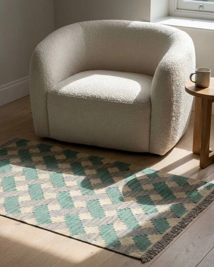 Kelim Gashgai Beige „Rugtales“ aus Schurwolle, 83x119 cm