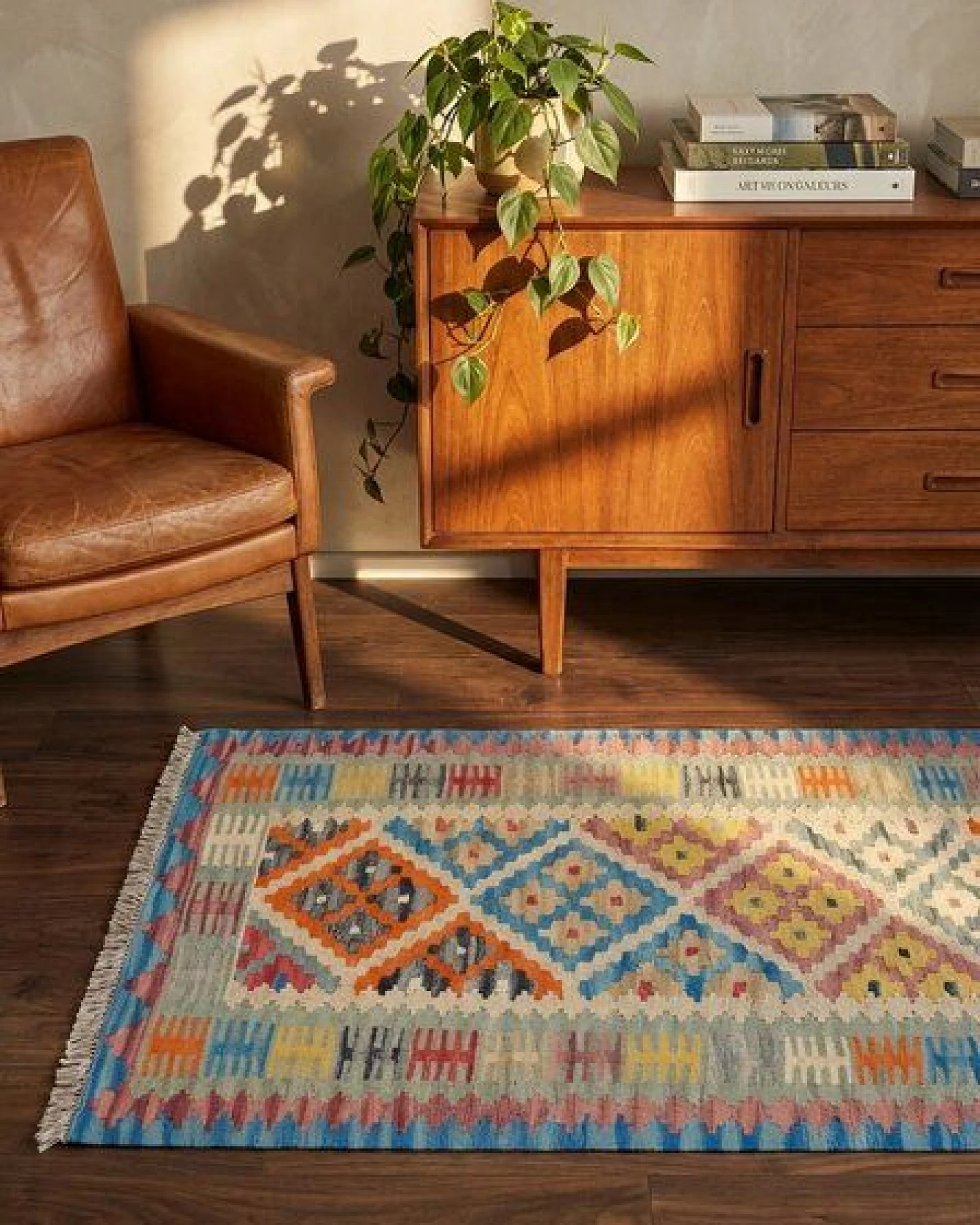 Kelim Gashgai Beige „Rugtales“ aus Schurwolle, 84x127 cm – Ansicht 2