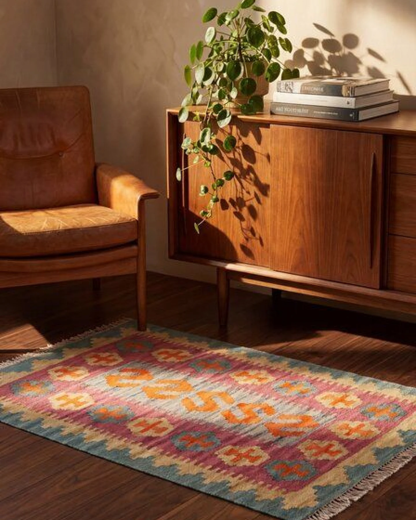 Kelim Gashgai Rosa „Rugtales“ aus Schurwolle, 65x90 cm – Ansicht 2