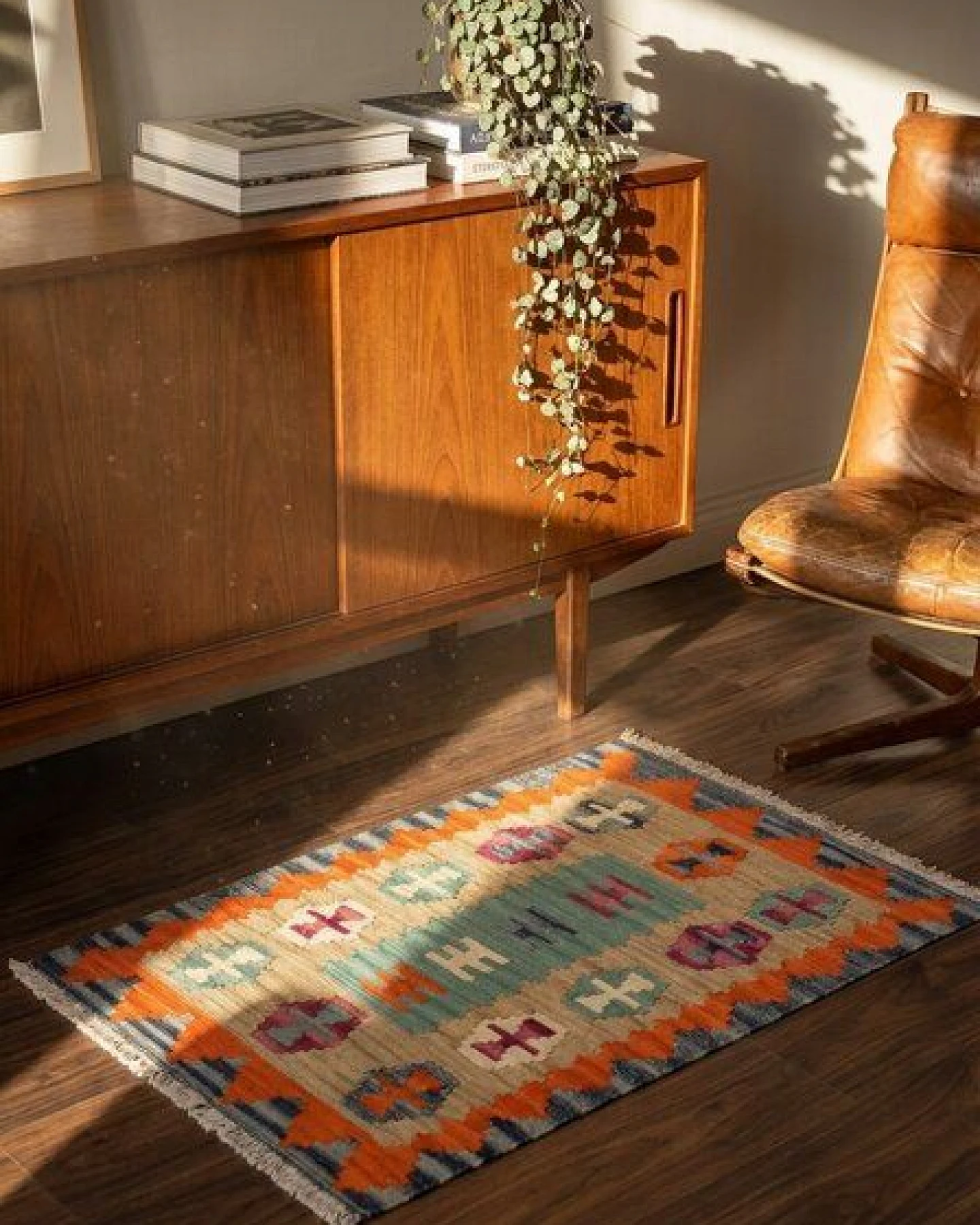 Kelim Gashgai Beige „Rugtales“ aus Schurwolle, 64x91 cm – Ansicht 2