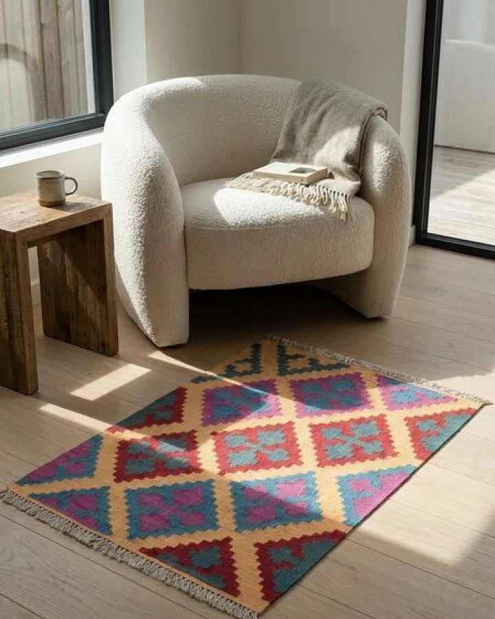 Kelim Gashgai Beige „Rugtales“ aus Schurwolle, 67x89 cm