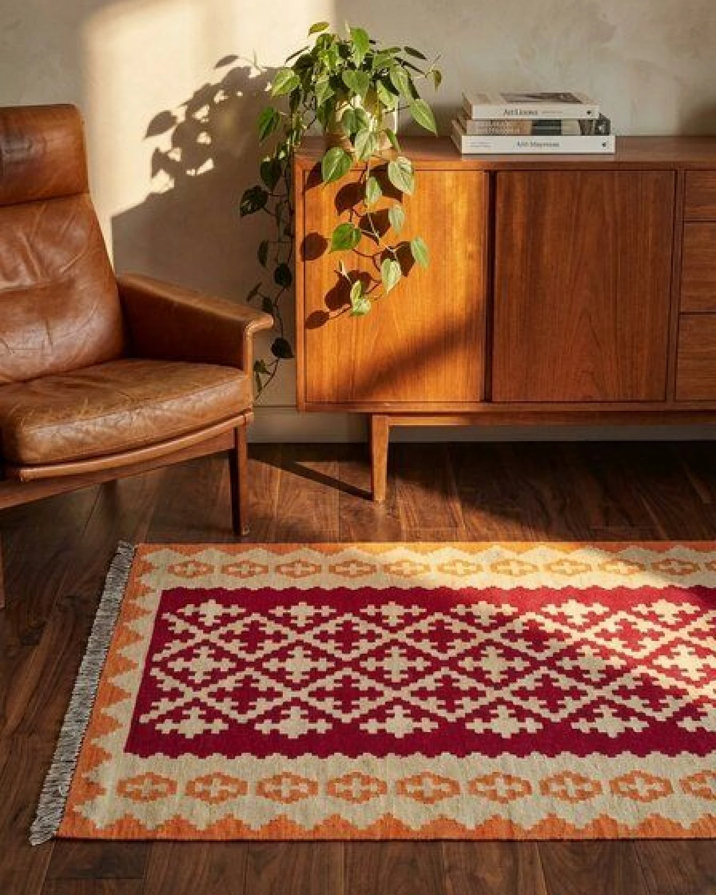 Kelim Gashgai Rot „Rugtales“ aus Schurwolle, 105x151 cm – Ansicht 2