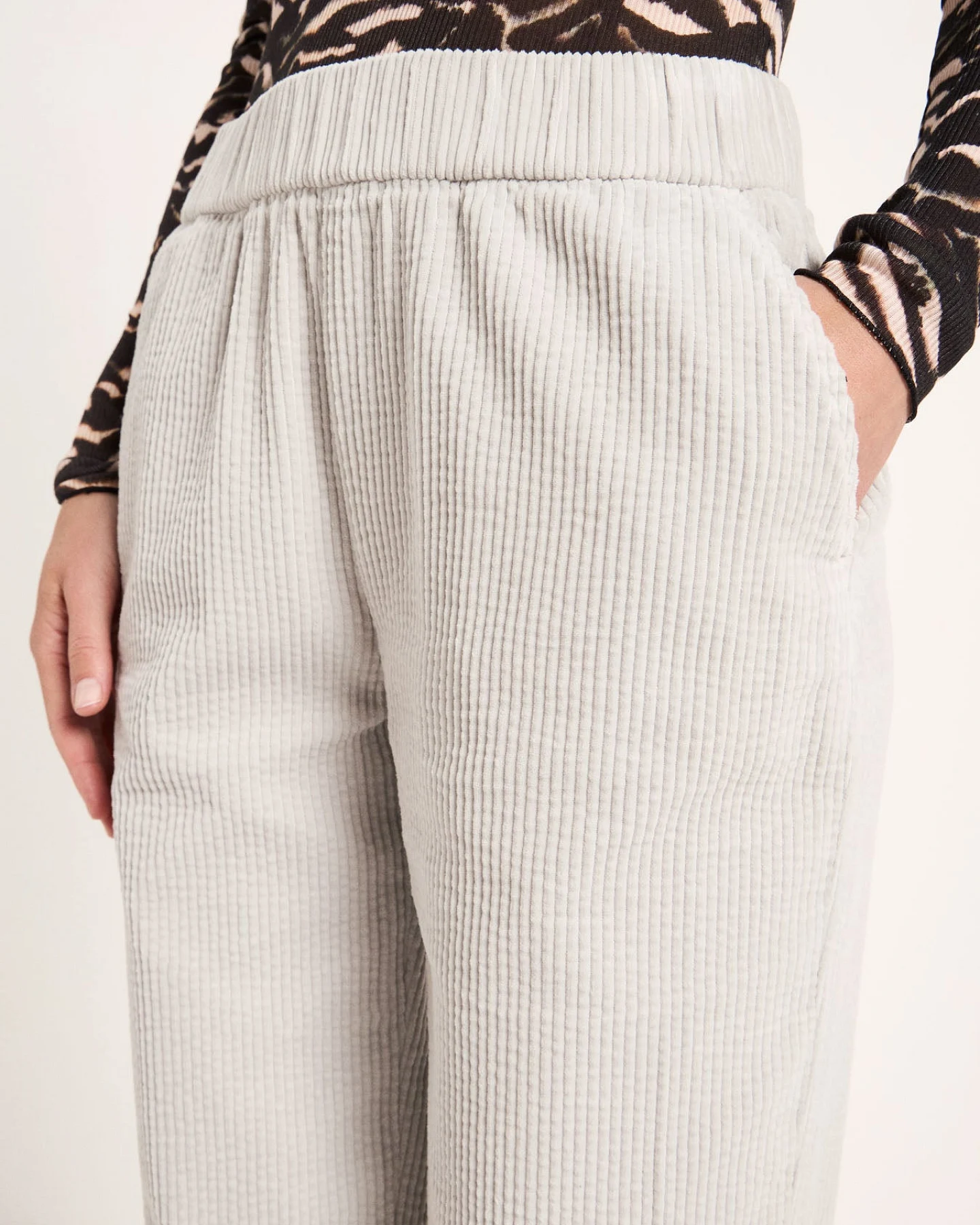 Kord Hose mit Gummizug (GOTS) – Ansicht 3