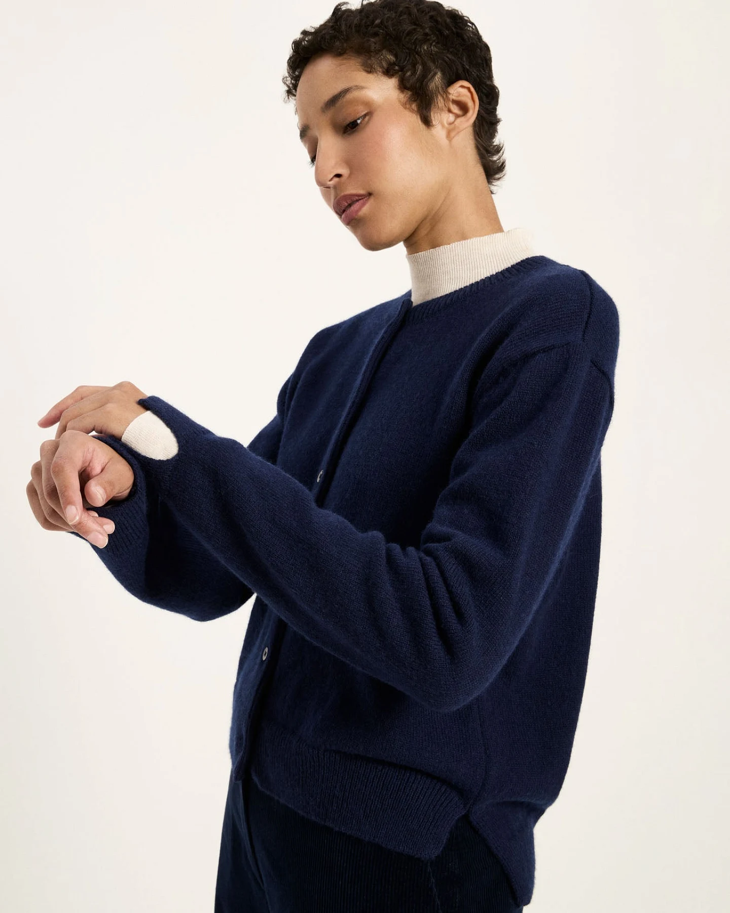 Boxy Strickjacke (GOTS) – Ansicht 3